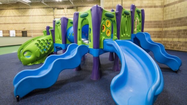 Playground plaza listing picture1